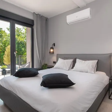 Antheapaola Near Labin - Rabac For 8 People With Heated Private Pool And Children Playground Villa Nedescina