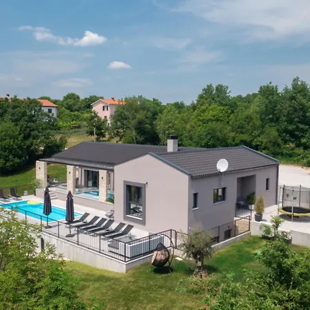 Villa Antheapaola Near Labin - Rabac For 8 People With Heated Private Pool And Children Playground